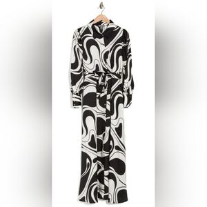 Love By Design Chic Monochrome Long Sleeve Dress